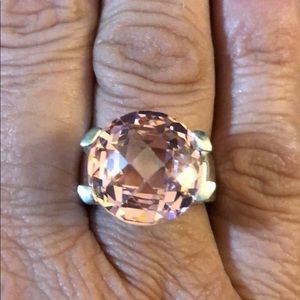 .925 sterling ring w large pink stone